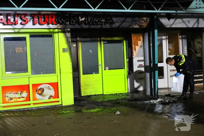 Explosie veroorzaakt schade aan pizzeria