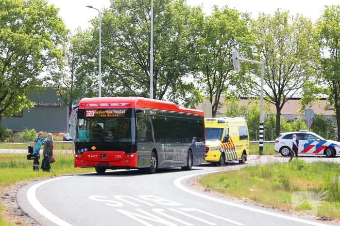 Ongeval tussen auto en lijnbus