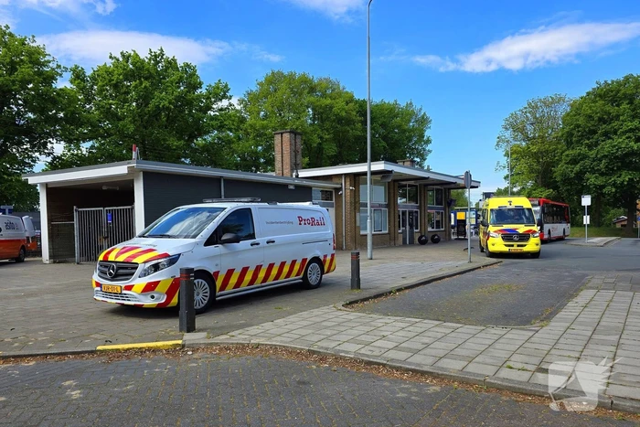 Treinverkeer gestremd vanwege medische noodsituatie in trein