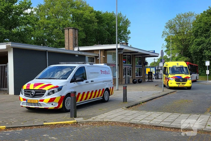 Treinverkeer gestremd vanwege medische noodsituatie in trein