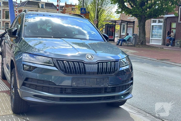 Automobilist en fietser botsen