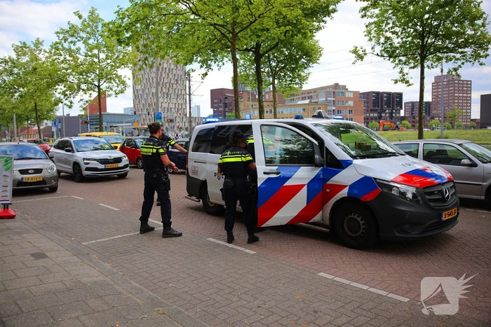 Gewonde bij steekincident, politie houdt verdachte aan