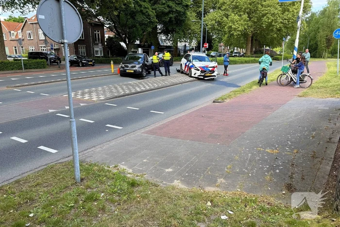 Politie voertuig betrokken bij ongeval met personenauto