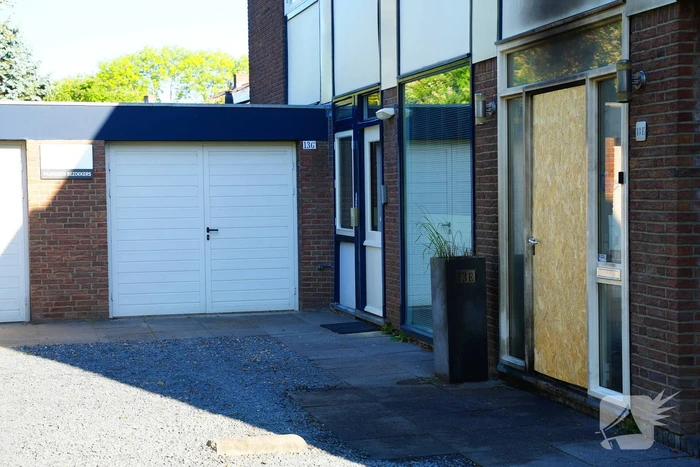 Explosie leidt tot brand in praktijk