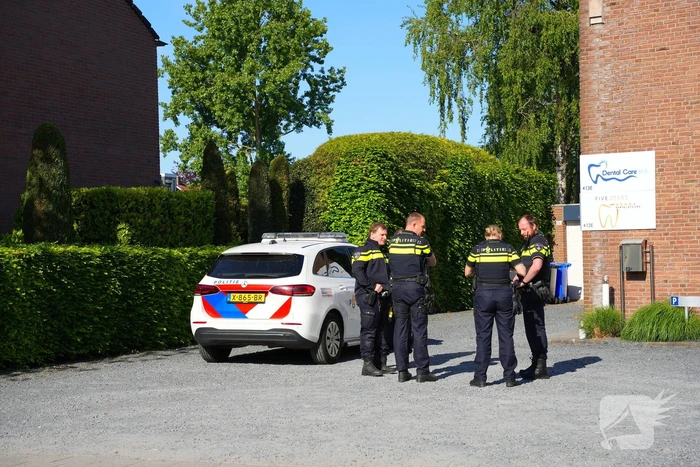 Explosie leidt tot brand in praktijk
