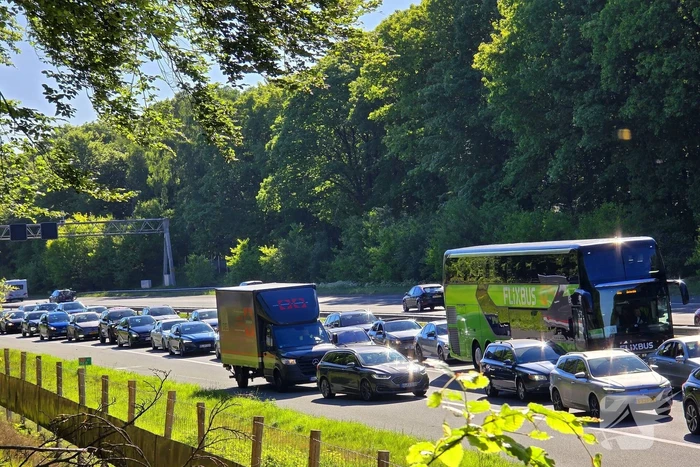 Meerdere voertuigen betrokken bij ongevallen op snelweg