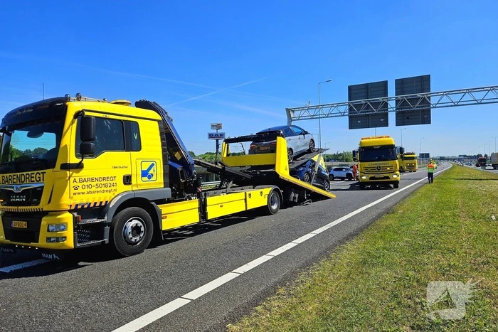 Grote bergingsactie op snelweg