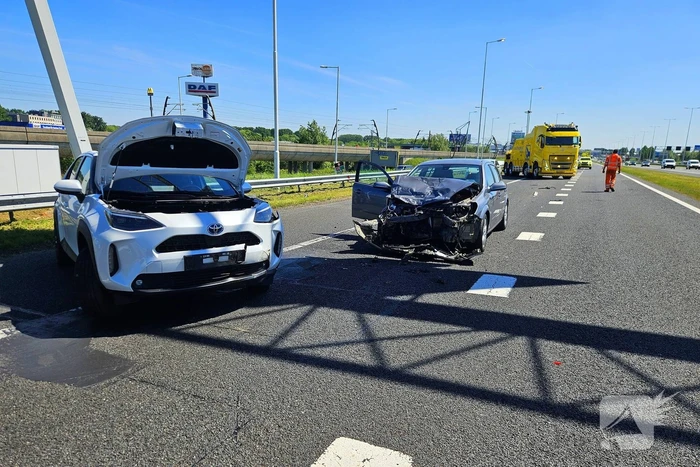 Grote bergingsactie op snelweg