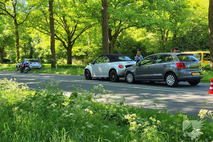 Kopstaart botsing op omleidingsroute