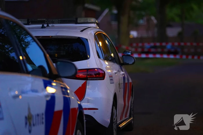 Politiehelikopter ingezet na mogelijke mishandeling: meerdere straten afgezet door politie