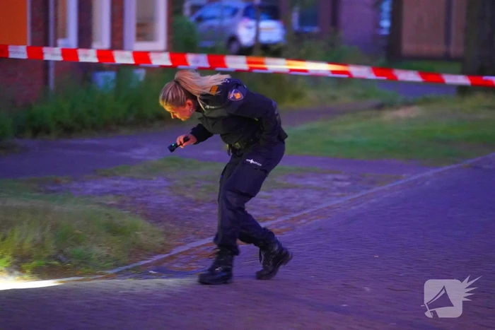 Politiehelikopter ingezet na mogelijke mishandeling: meerdere straten afgezet door politie