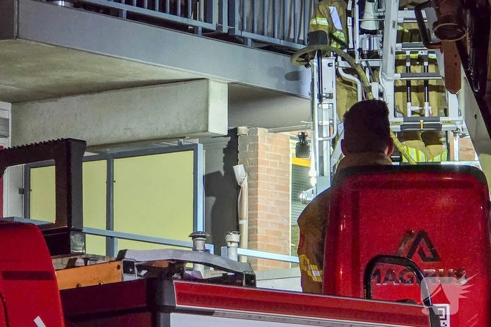 Brand op balkon op eerste verdieping