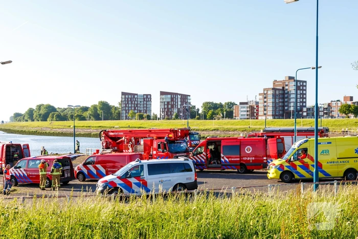 Hulpdiensten zoeken naar visser