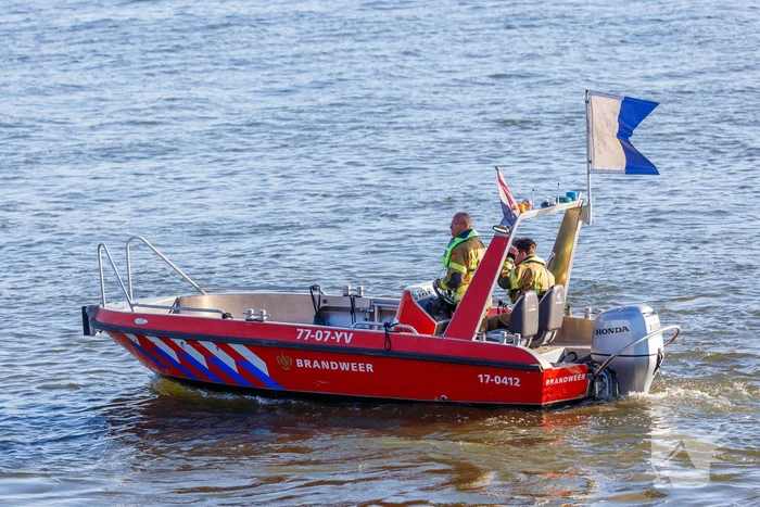 Hulpdiensten zoeken naar visser