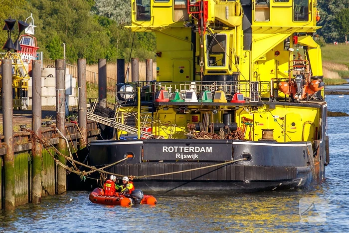 Hulpdiensten zoeken naar visser