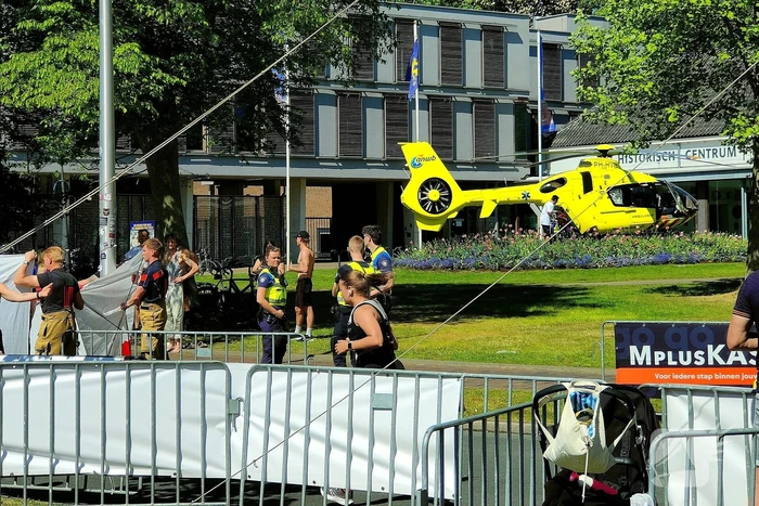 Deelnemer zakt net voor finish in elkaar