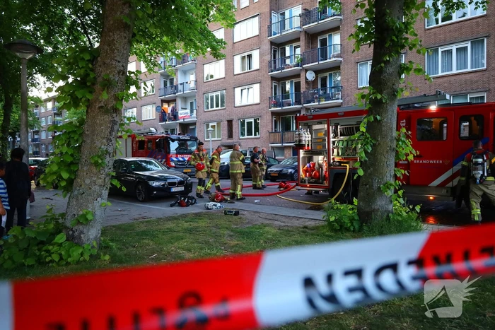 Evacuatie na brand in portiekwoning