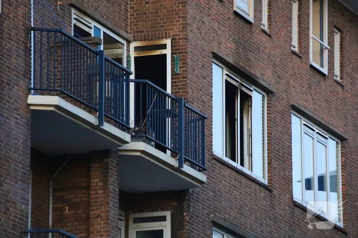 Evacuatie na brand in portiekwoning