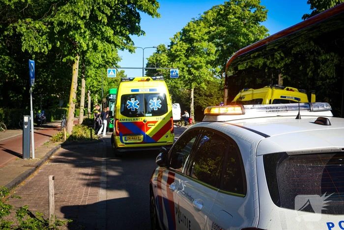 Fietser gewond na ongeval met bus