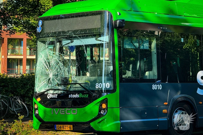 Fietser gewond na ongeval met bus