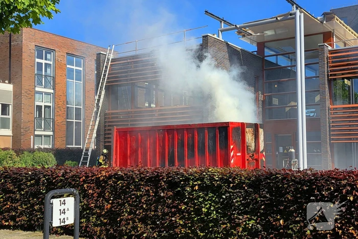 Containerbrand snel onder controle