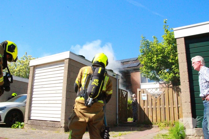 Veel rookontwikkeling bij woningbrand
