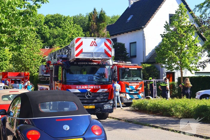 Forse rookontwikkeling zichtbaar bij gebouwbrand