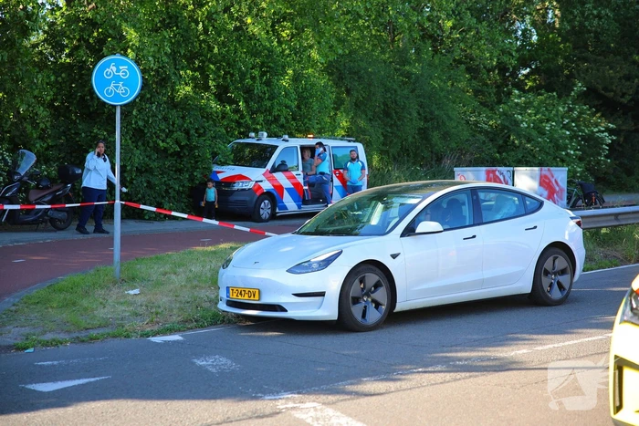 Fietser geschept en overleden