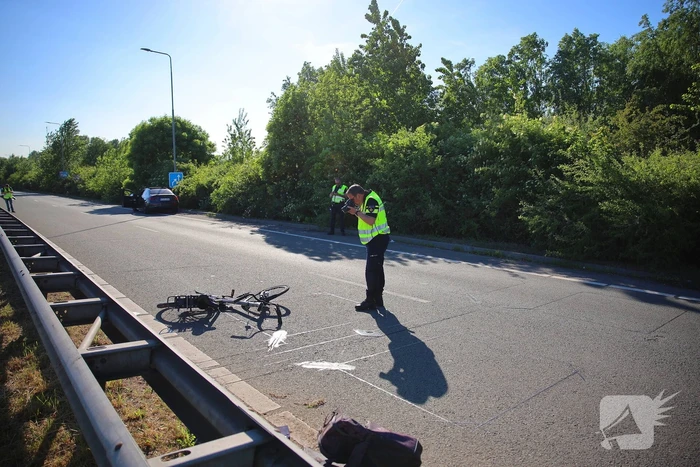 Fietser geschept en overleden