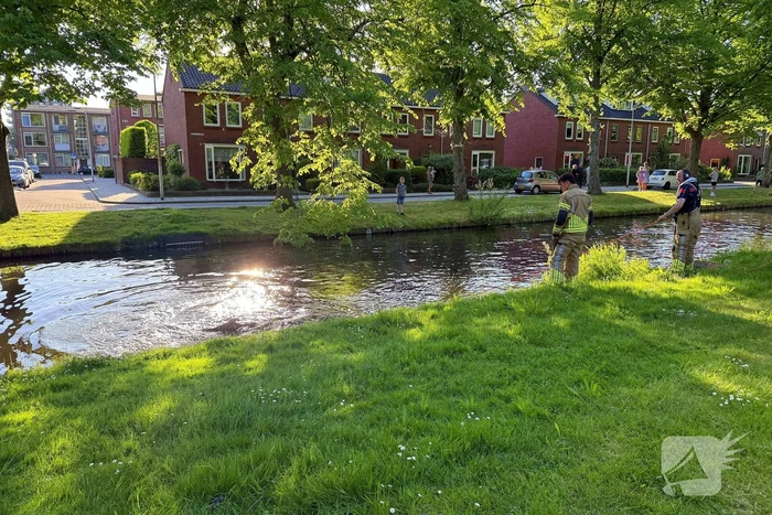 Duikteam ingezet voor step aan de waterkant