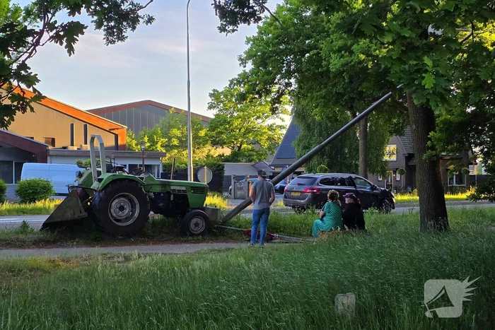 Ongeval met tractor en personenauto