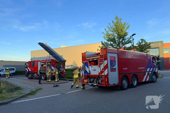 Brandweer ingezet voor brand in autogarage