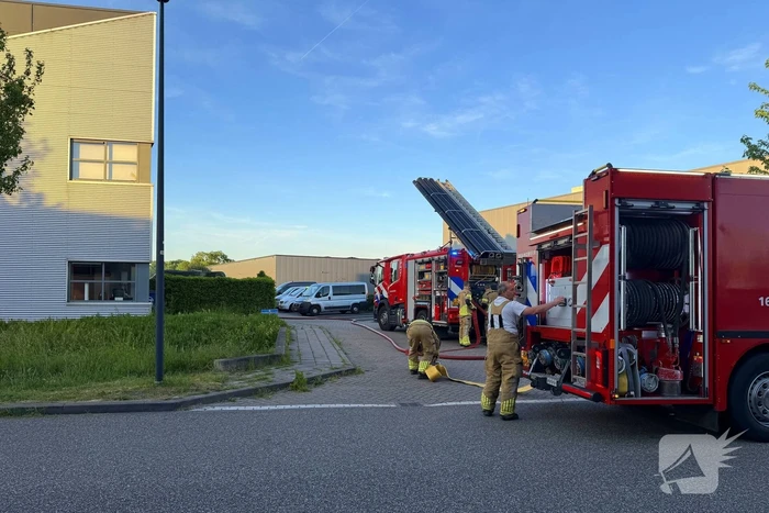 Brandweer ingezet voor brand in autogarage
