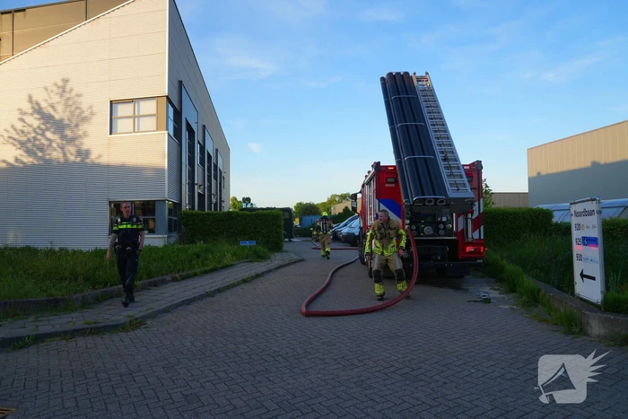 Brandweer ingezet voor brand in autogarage