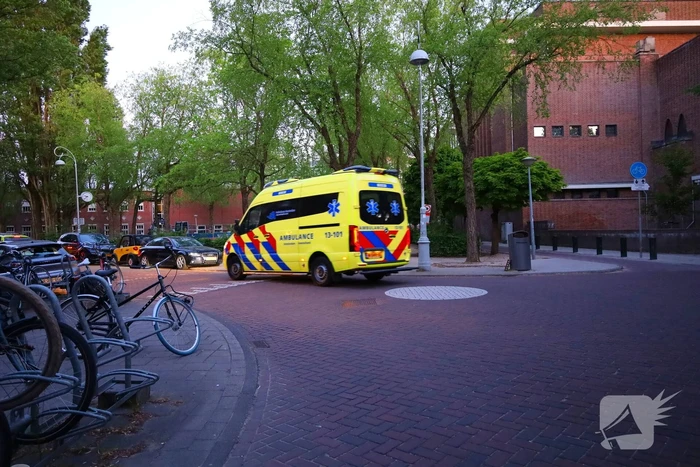 Hulpdiensten ingezet voor steekpartij