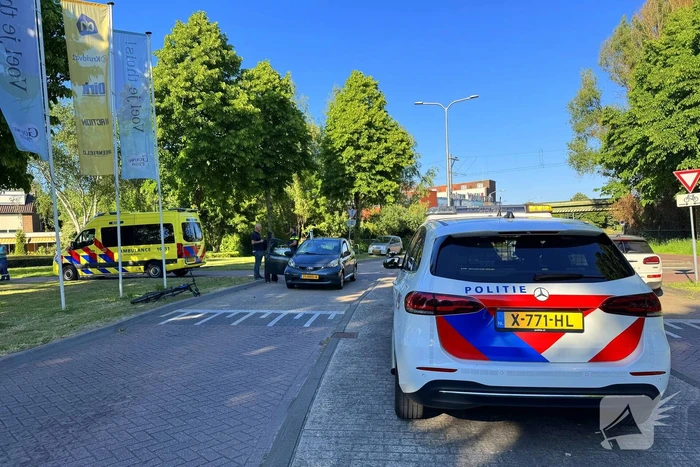 Fietser geschept op oversteekplaats