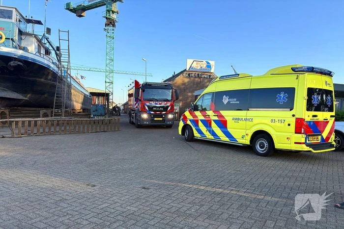 Hulpdiensten ingezet voor brand in loods