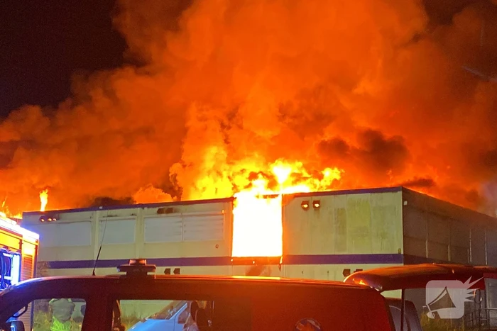 Brand in tijdelijke units zorgt voor rookoverlast