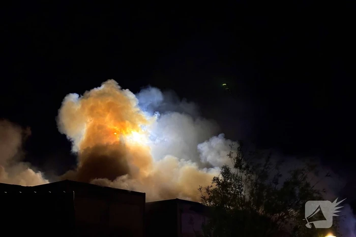 Brand in tijdelijke units zorgt voor rookoverlast