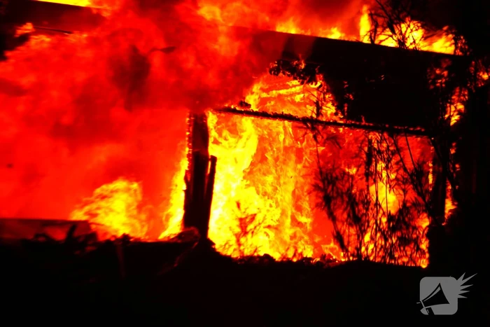 Brand in tijdelijke units zorgt voor rookoverlast