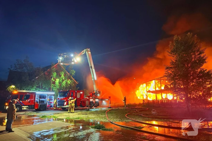 Brand in tijdelijke units zorgt voor rookoverlast