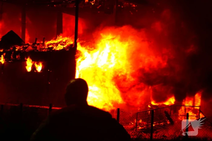 Brand in tijdelijke units zorgt voor rookoverlast