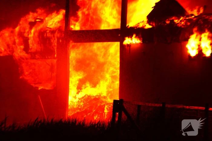 Brand in tijdelijke units zorgt voor rookoverlast