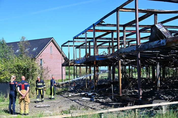 School verliest lokalen en inventaris door vuur