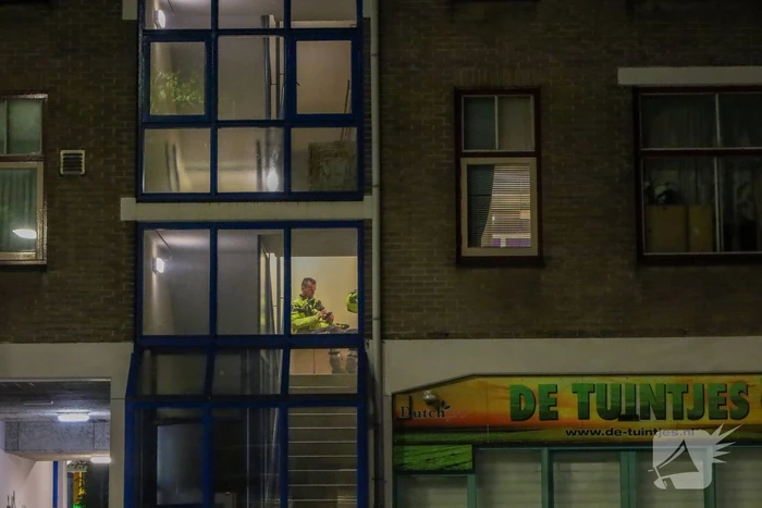Politie doet onderzoek naar overval op een woning