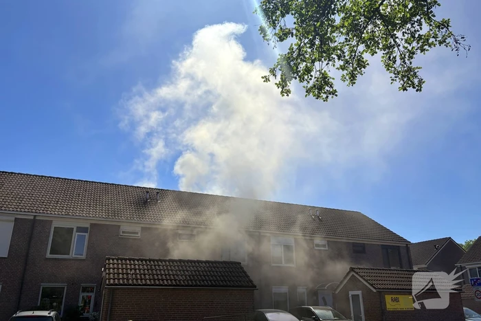 Brand in woning zorgt voor rookontwikkeling