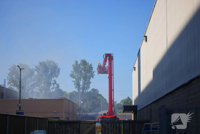 Zeer grote brand in gebouw van politieacademie hulpdiensten schalen op