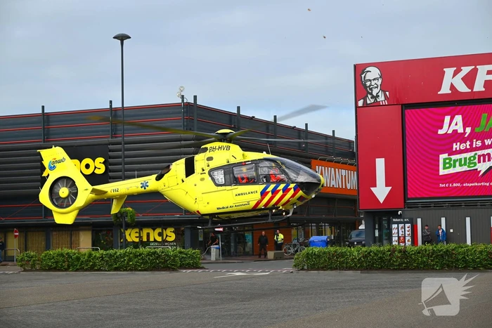 Traumahelikopter landt na ongeval
