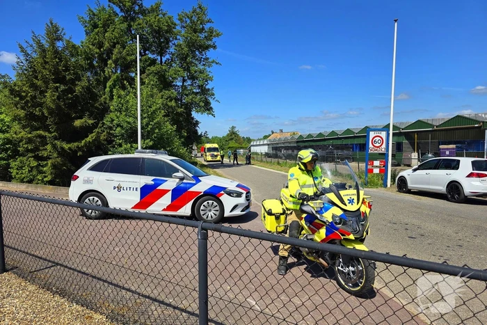 Wielrenner ernstig gewond bij val