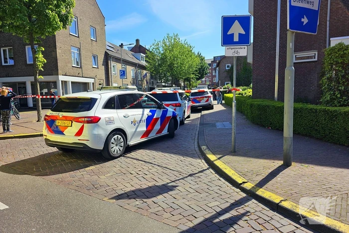 Aanhouding en gewonde bij mogelijke steekincident